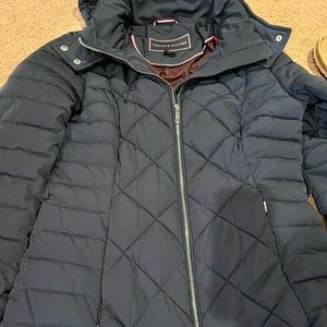 Navy blue knee length Tommy Hilfiger winter jacket. Excellent shape